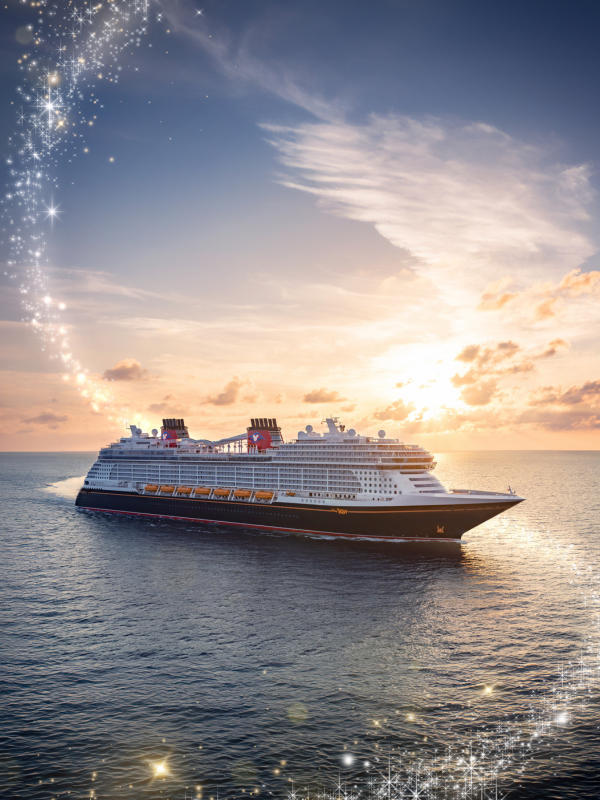 <!DOCTYPE html>
<html>
<head>
</head>
<body>
<p><em>Disney Cruise Line</em></p>
</body>
</html>
